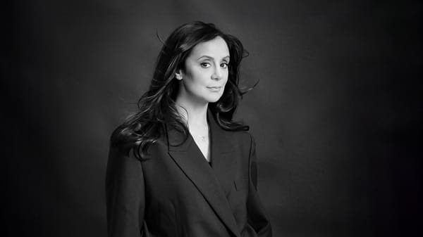 Houria les yeux verts - Enfin moi !